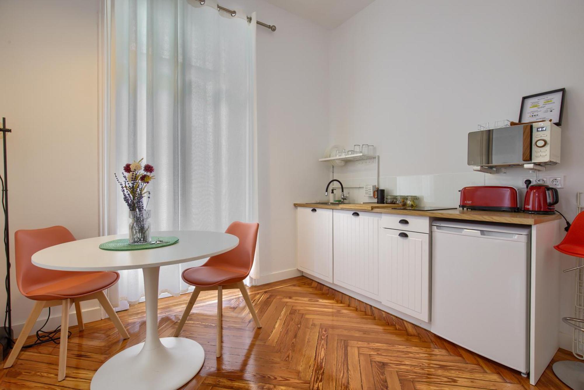 Mezzanine Orange Apartment Мадрид Екстериор снимка