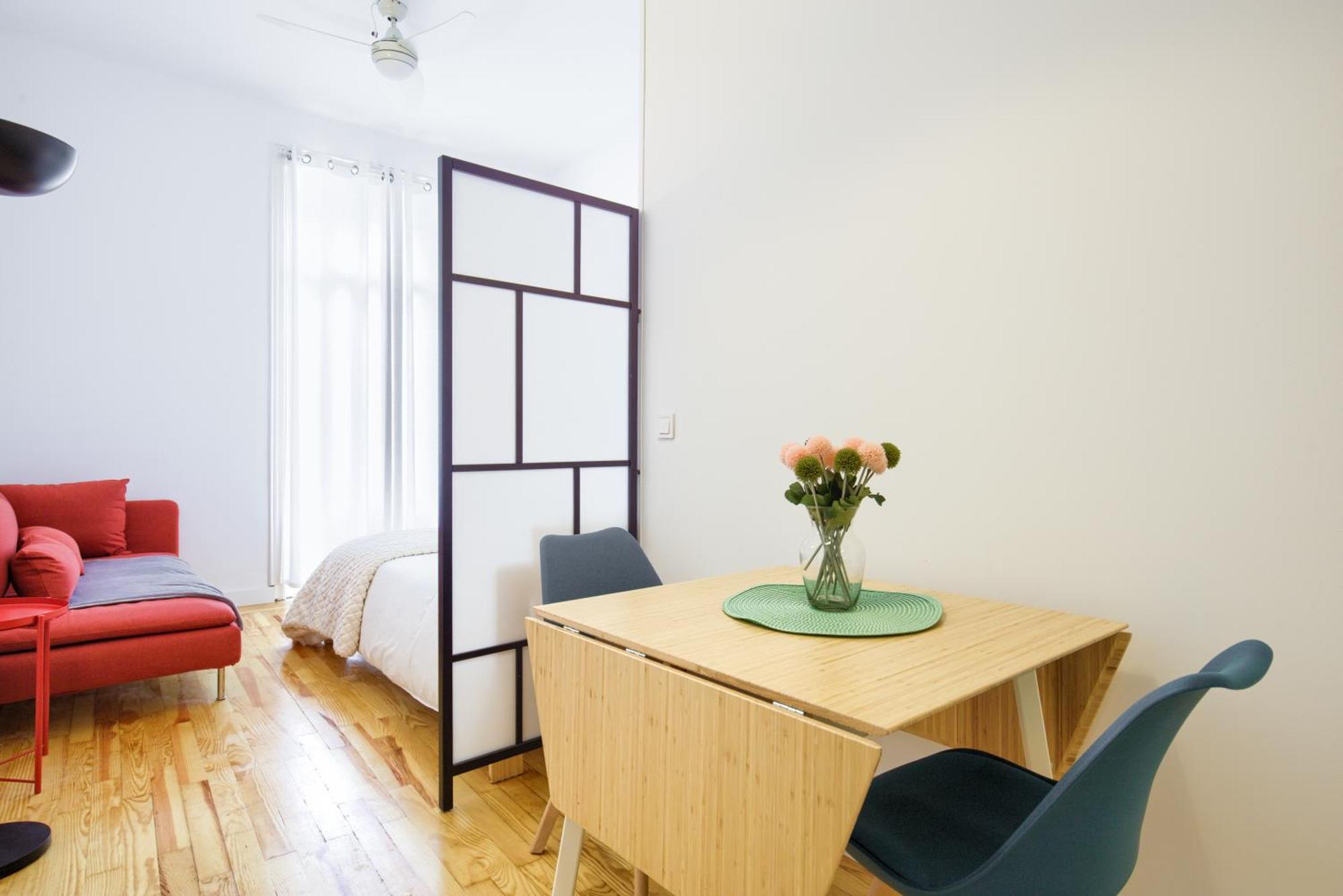 Mezzanine Orange Apartment Мадрид Стая снимка