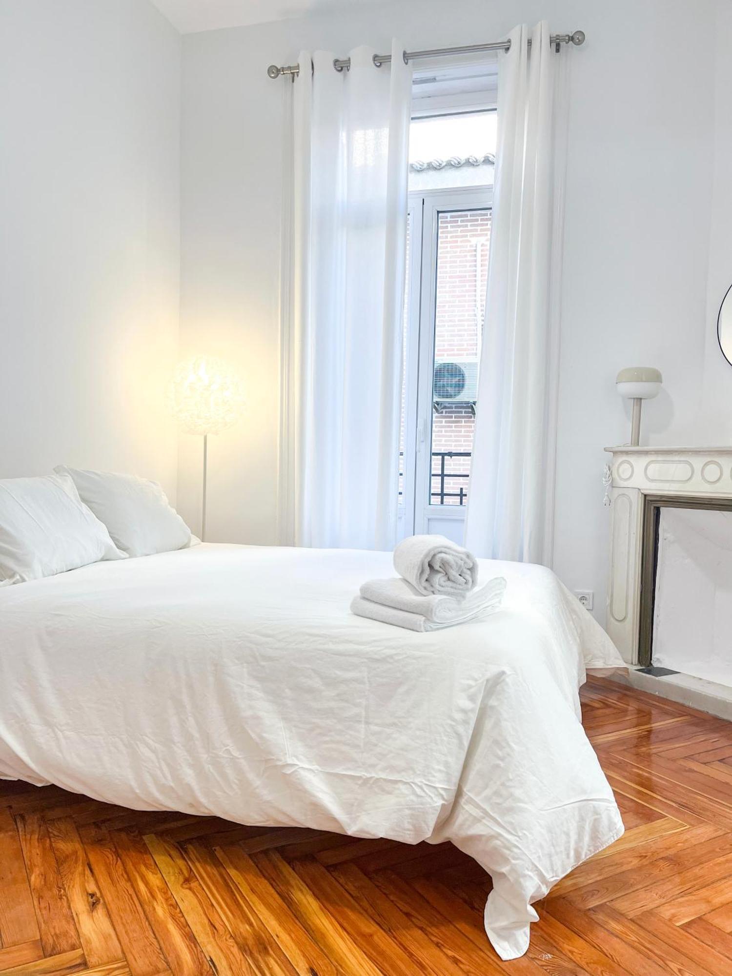 Mezzanine Orange Apartment Мадрид Екстериор снимка